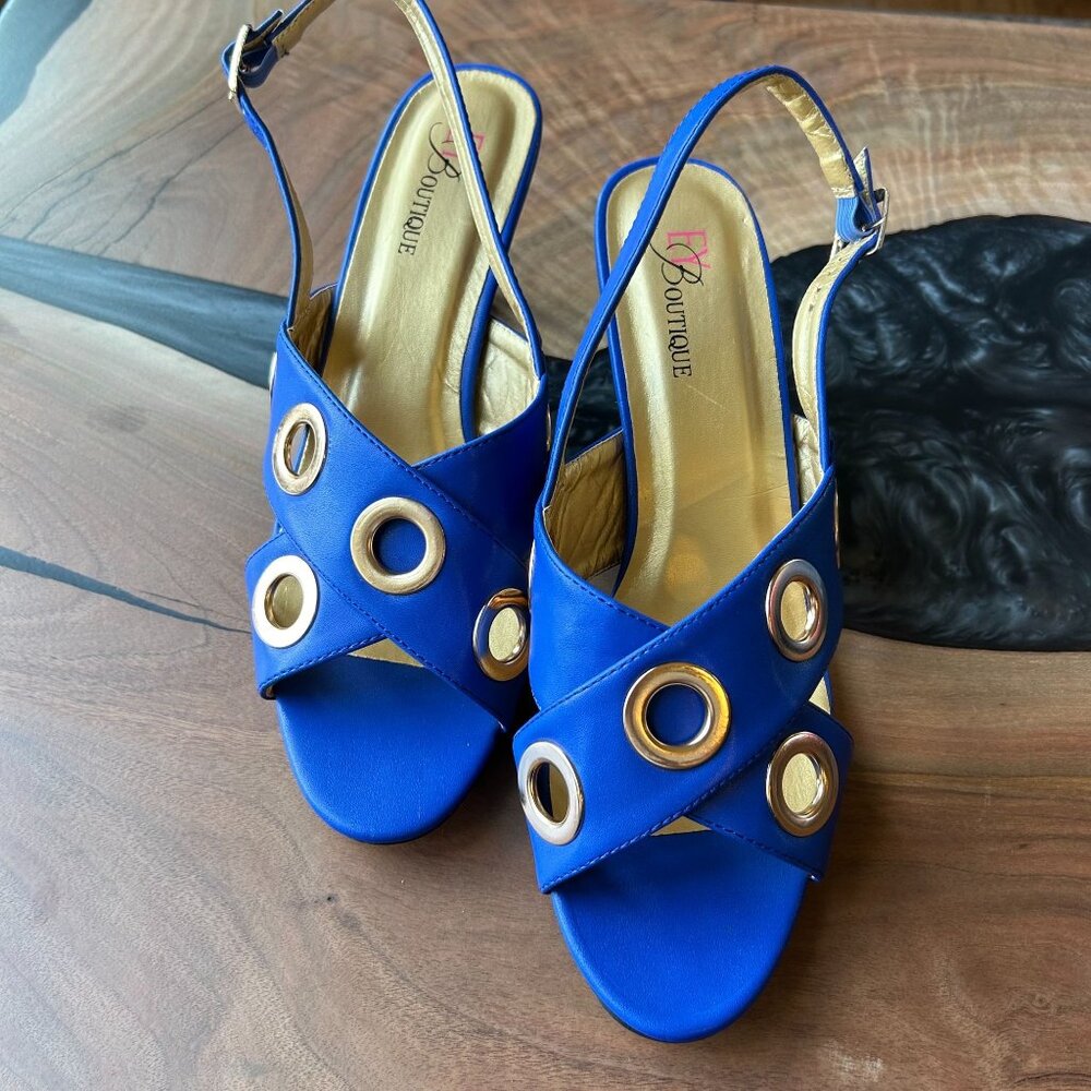 EY Boutique Strappy Blue Sandal Gold Grommets and Trim Size 11W - Picture 2 of 11